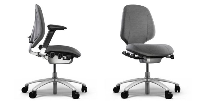 RH Mereo 200 office chair side and front